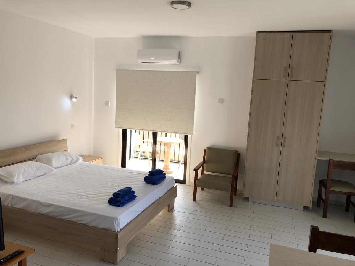 Kasapis Apts ลาร์นาคา ภายนอก รูปภาพ